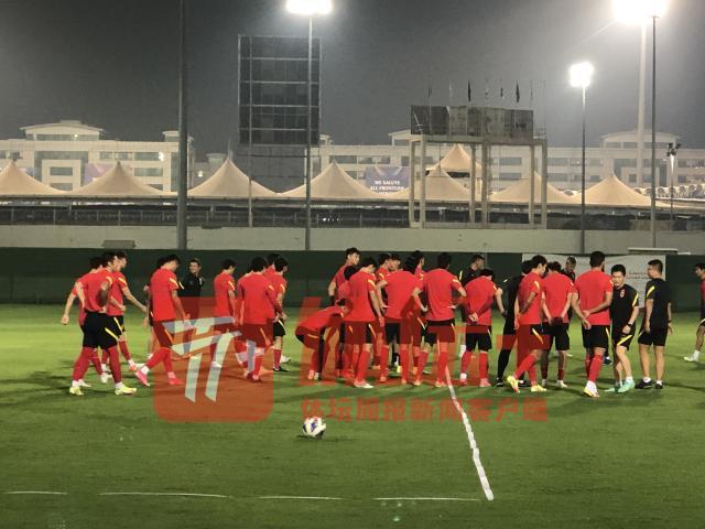 开云体育中心-国足热身赛前最后一练 四中国裁判执法中叙之战
